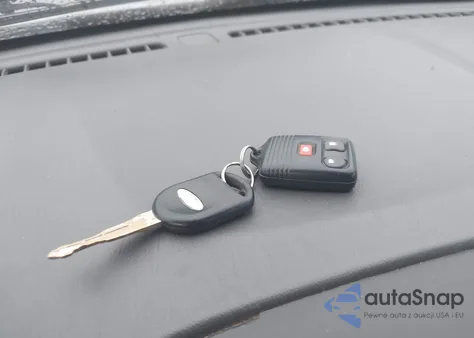 2005 Ford Escape Xls from USA, damaged, VIN 1FMYU92Z45KA36384